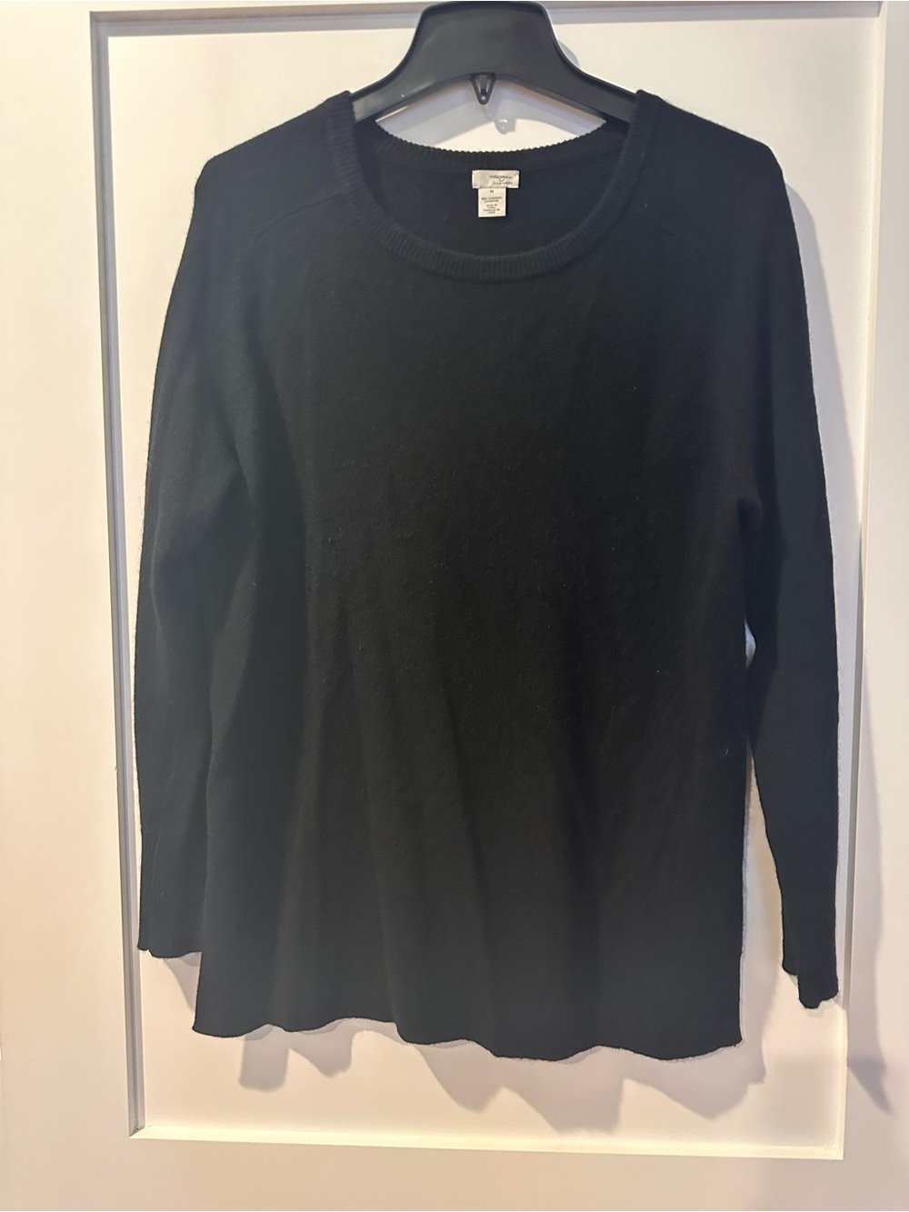 Halogen Women’s Black Crewneck Cashmere Sweater